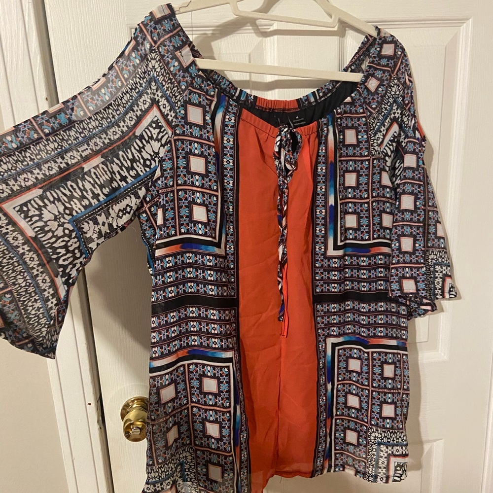 New Directions Medium Blue and White Bell Sleeve Blouse